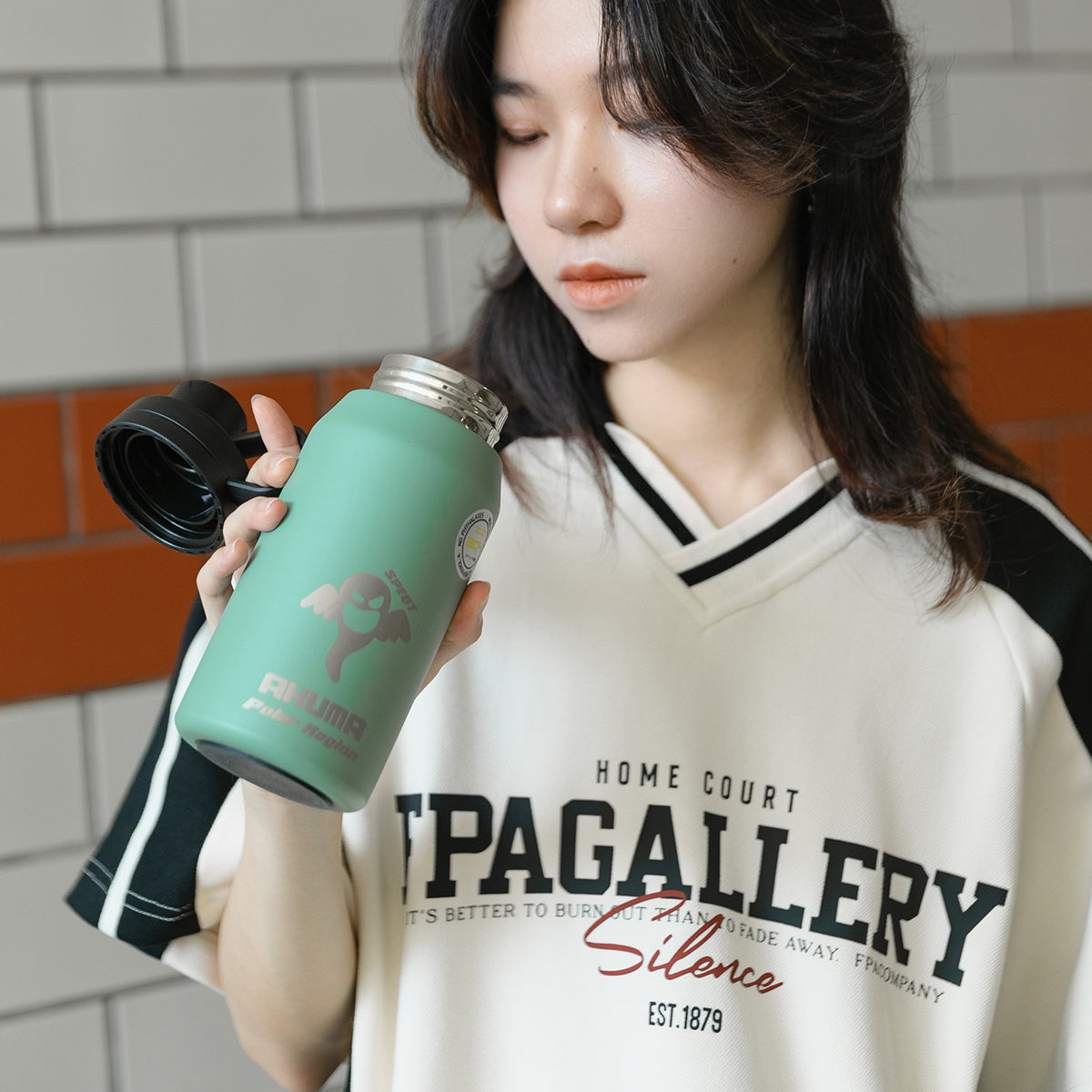 SPEQT Polar Region Australia Insulated Water Bottle 28oz Camping Vacuum Stainless Steel Water Bottles,
